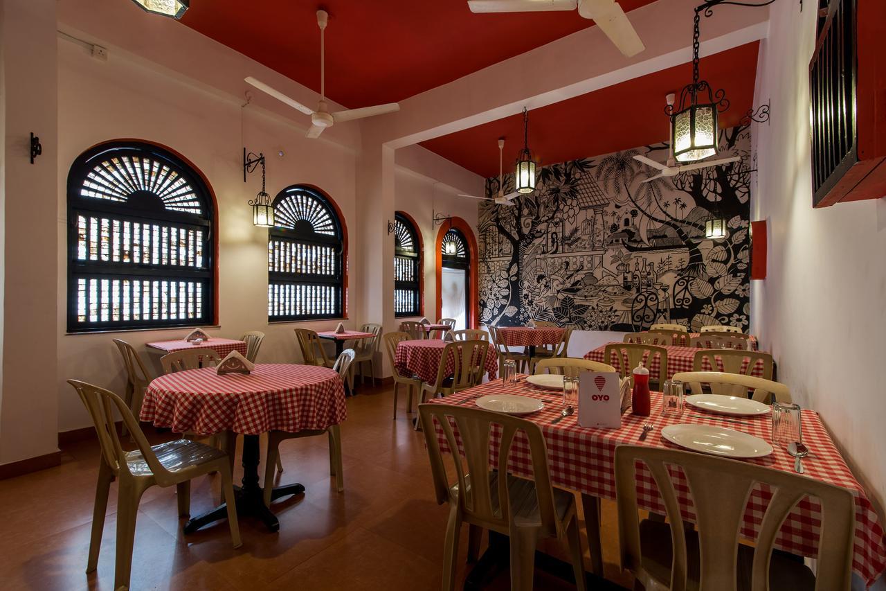 Oyo 10241 Hotel Mayfair Goa Bagian luar foto