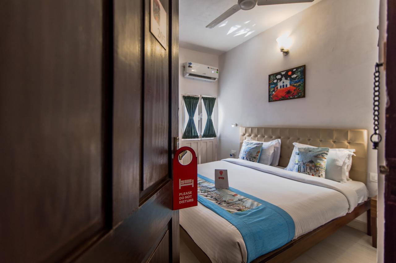 Oyo 10241 Hotel Mayfair Goa Bagian luar foto