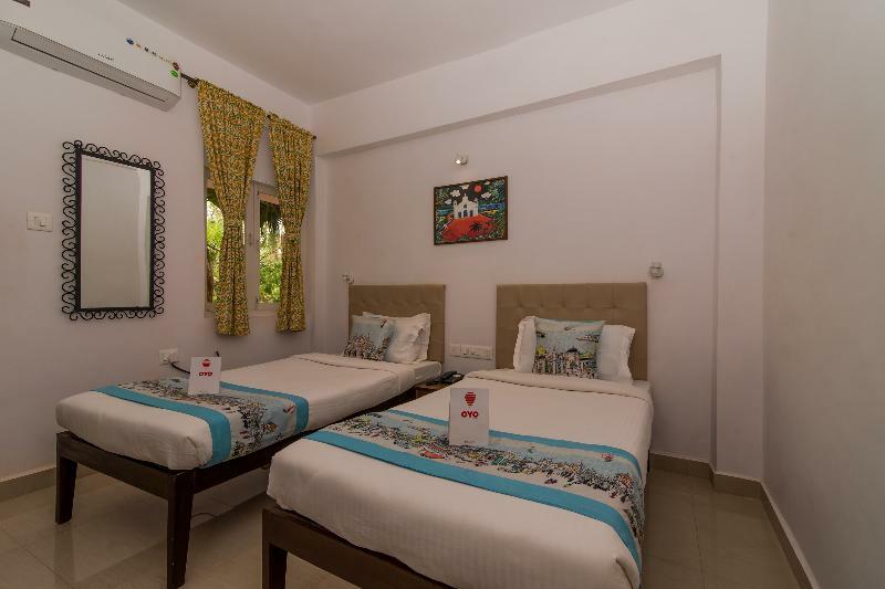 Oyo 10241 Hotel Mayfair Goa Bagian luar foto