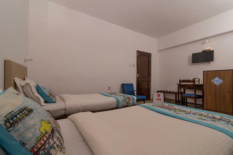 Oyo 10241 Hotel Mayfair Goa Bagian luar foto