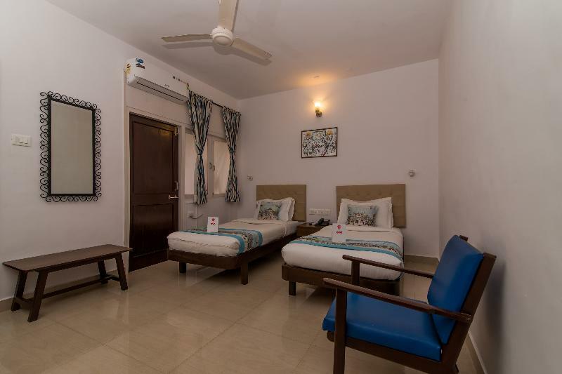 Oyo 10241 Hotel Mayfair Goa Bagian luar foto