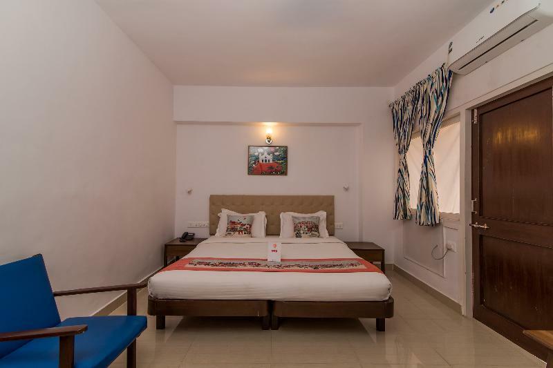 Oyo 10241 Hotel Mayfair Goa Bagian luar foto